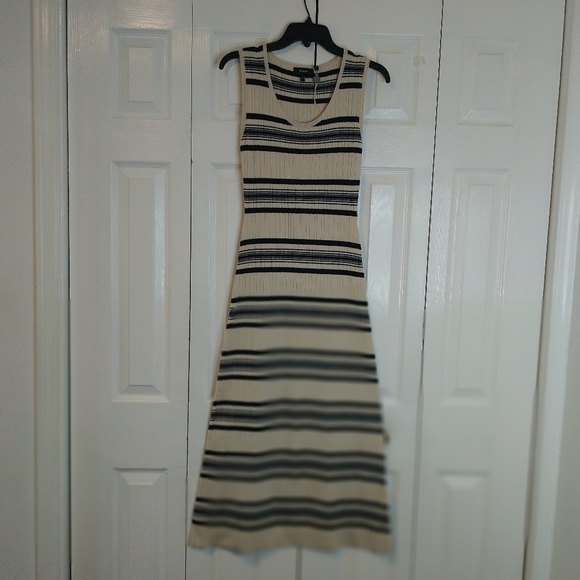 Theory Striped Ribbed Knit Sleeveless Midi Dress - Picture 5 of 9